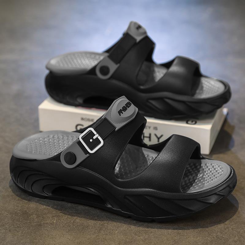 Slippers men's 2025 new summer non-slip thick bottom stepping on shit feeling teenagers outdoor seaside wading dual-purpose one-word drag