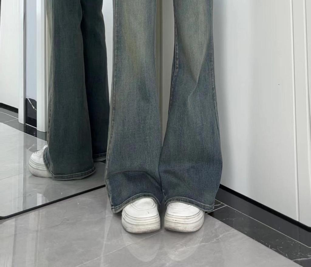 2024 Women's Plus Size High-Waist Fleece-Lined Flare Jeans: Winter Style