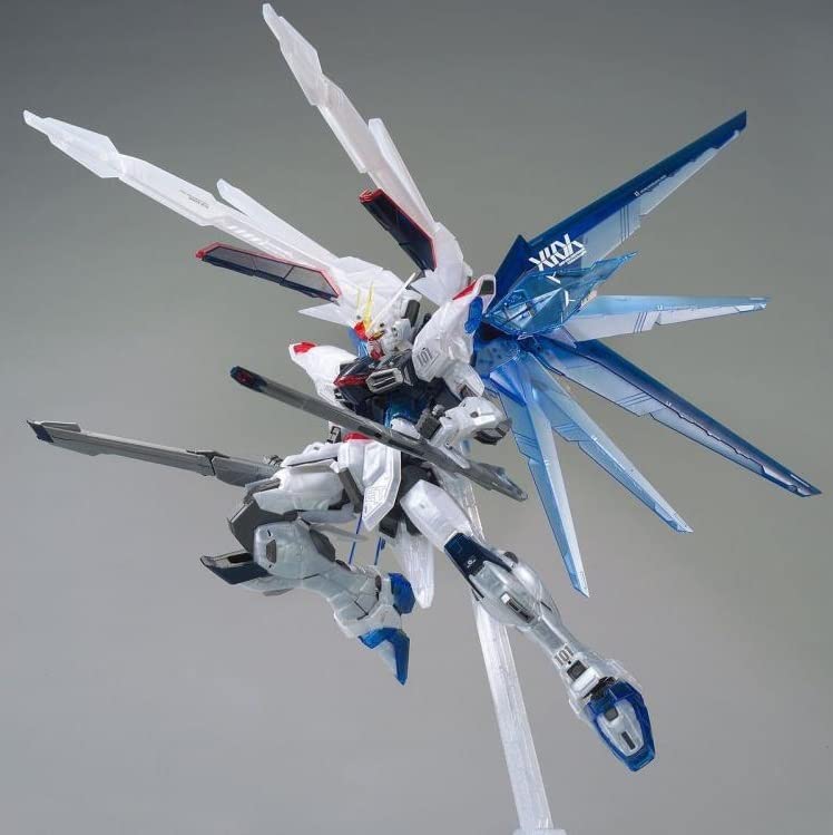 MG Gundam Base Limited Freedom Gundam Mobile Suit Gundam SEED 1/100 Ver.2.0 [Clear Color]