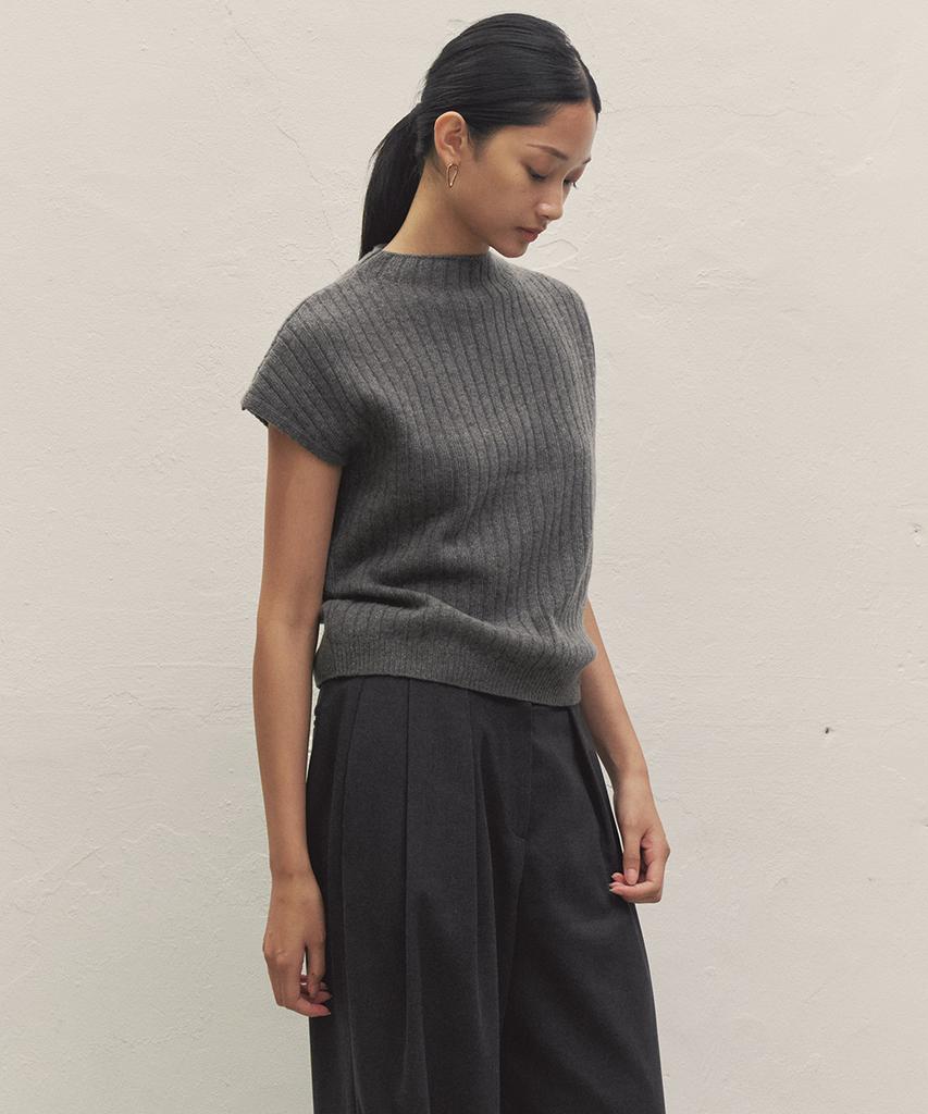 MAKE A TOAST Mock Neck Classic Wool Knit Dark Grey Mbdfnt002Dg