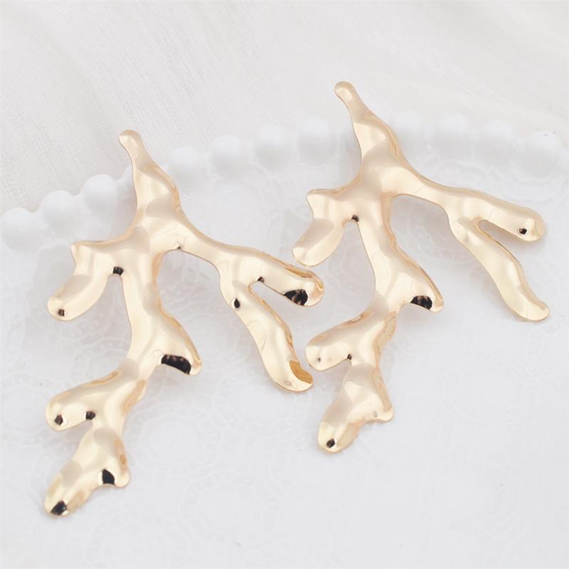 Sweet Big Branch Pendant Golden Smooth Earrings for Women Temperament Sweet Korean Design Jewelry