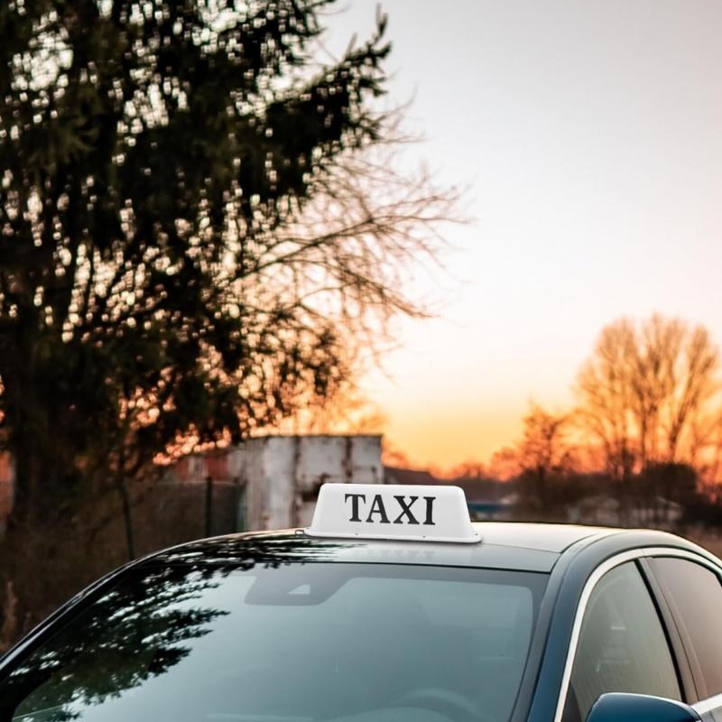 Magnetic Taxi Light Waterproof Taxi Roof Sign Taxi Cab Sign Lamp LED Taxi Board Light Sign Indicator Lamp Quick Install