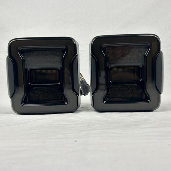LED Smoked Taillight for Jeep Wrangler JK/JL (07-25) Off-Road 07-17 JK Wrangler (US Version)