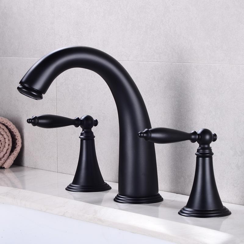 Nordic Style Basin Faucet 3 Holes Bathroom Sink Faucet Deck Mounted Cold Hot Vintage Mixer Taps Bathtub Faucet