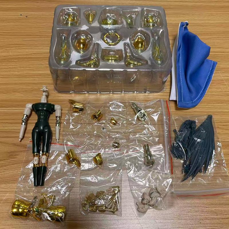MST Saint Seiya Myth Cloth EXM/EX Metal Aquarius Camus With Hyoga Cygnus Head 24K Hades Gold Knights of the Zodiac Action Figure