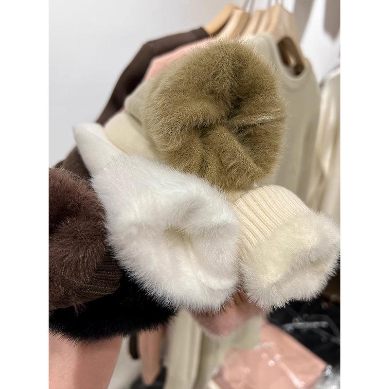 One-piece Fleece Warm and Thickened Knitted Sweater Women's Simple Basic Bottoming Shirt Spring Top