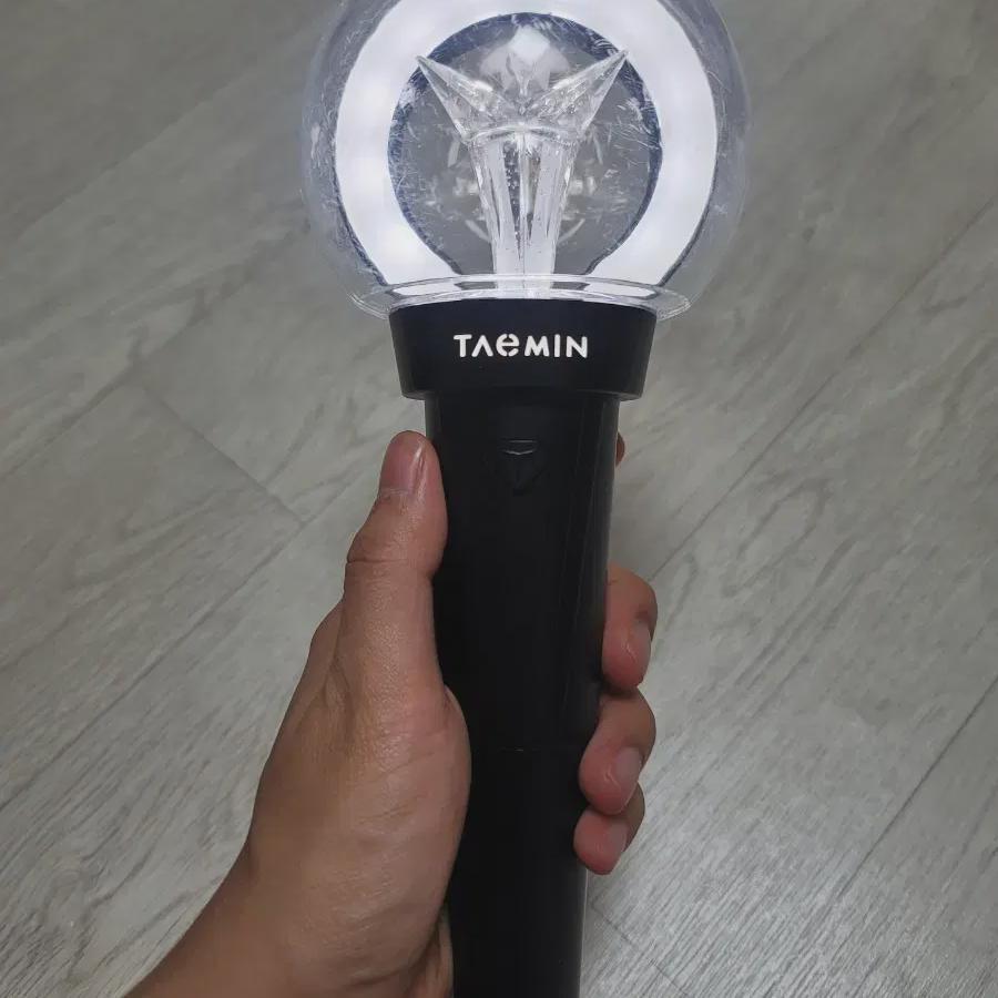

Taemin Lightstick Adorabong+pouch