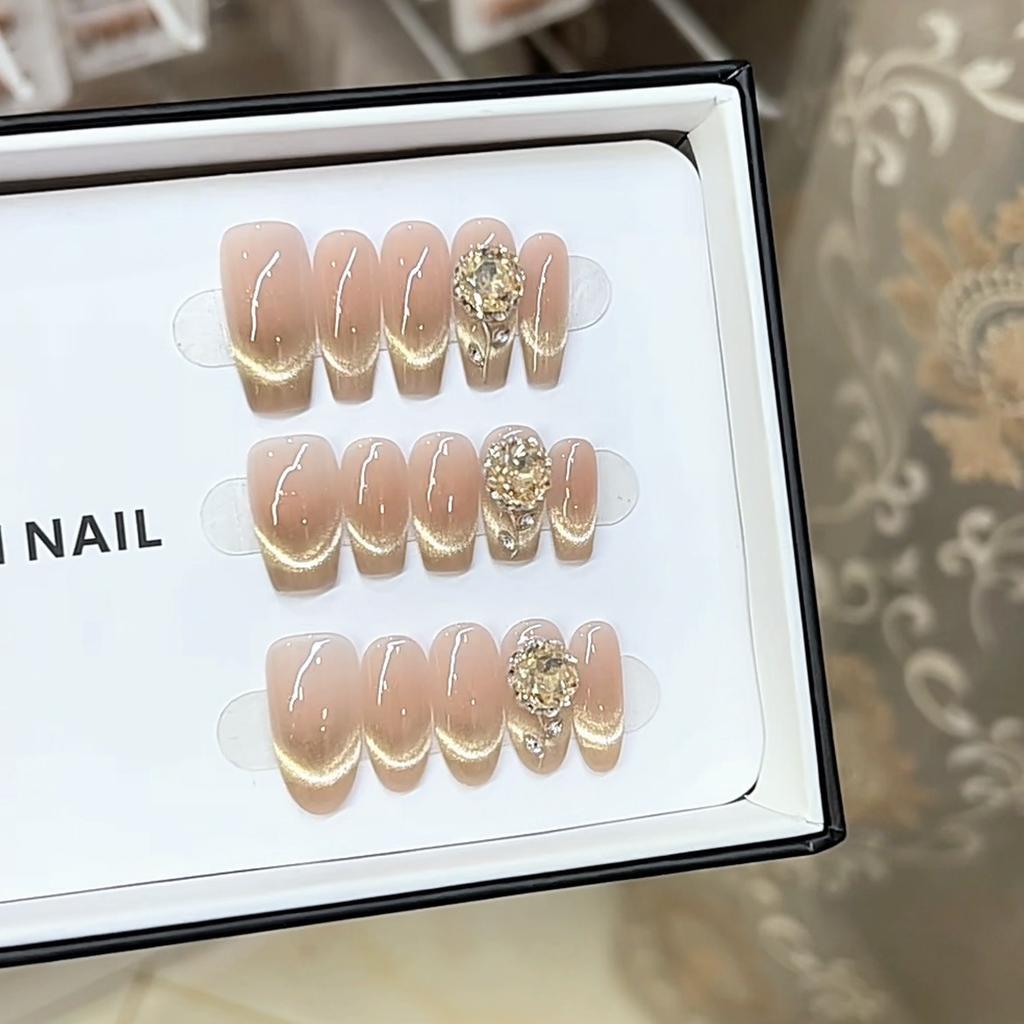 Pure Handmade Autumn New Style Phototherapy Wearable Armor Golden Autumn Rose Cat Eye Nail Art Patch Can Be Detached