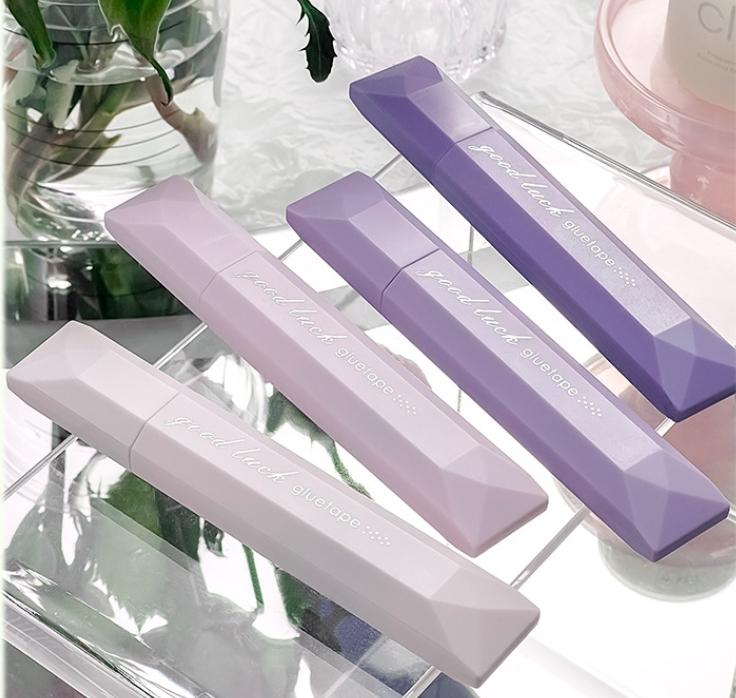 

4pcs of double-sided tape, easy to distribute DIY, photo album, and school supplies, multiple colors