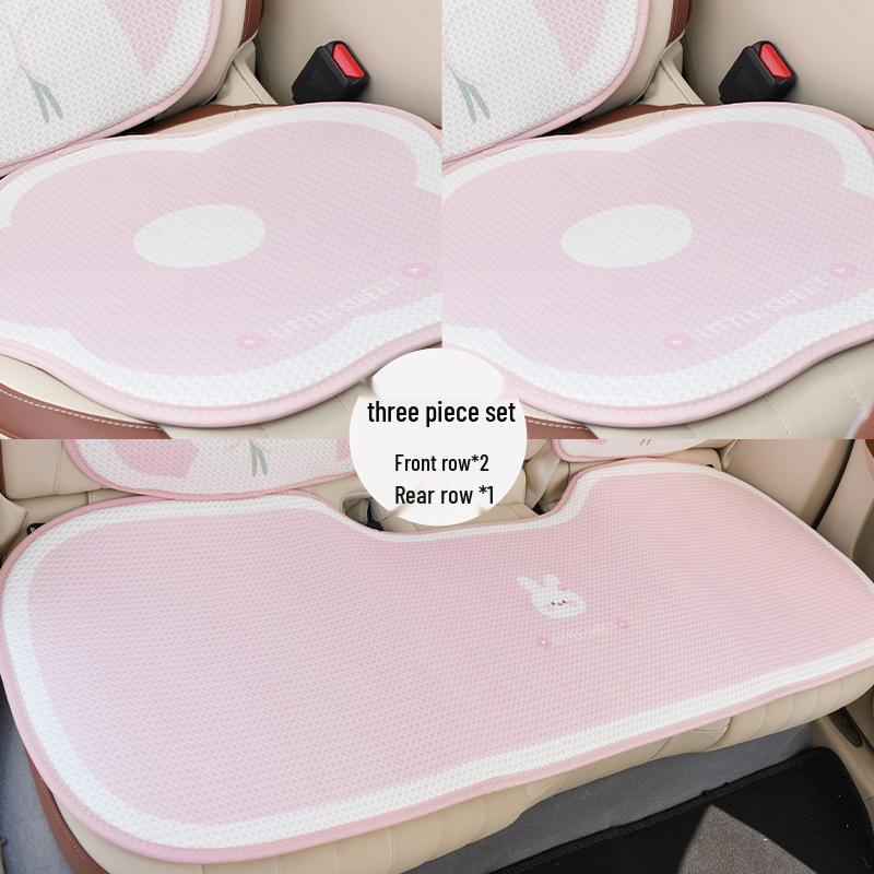 Tulipanek Mały Miś Cztery Pory Roku Uniwersalna Antypoślizgowa Poduszka na Fotel Samochodowy – Uroczy, Wygodny, Kreskówkowy Design.