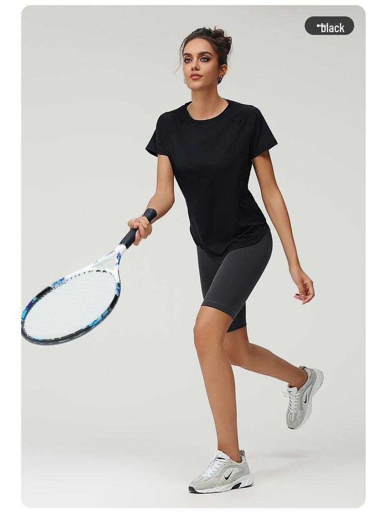 Plus Size Women's Quick-Dry Loose Fit Short Sleeve Running & Yoga T-Shirt