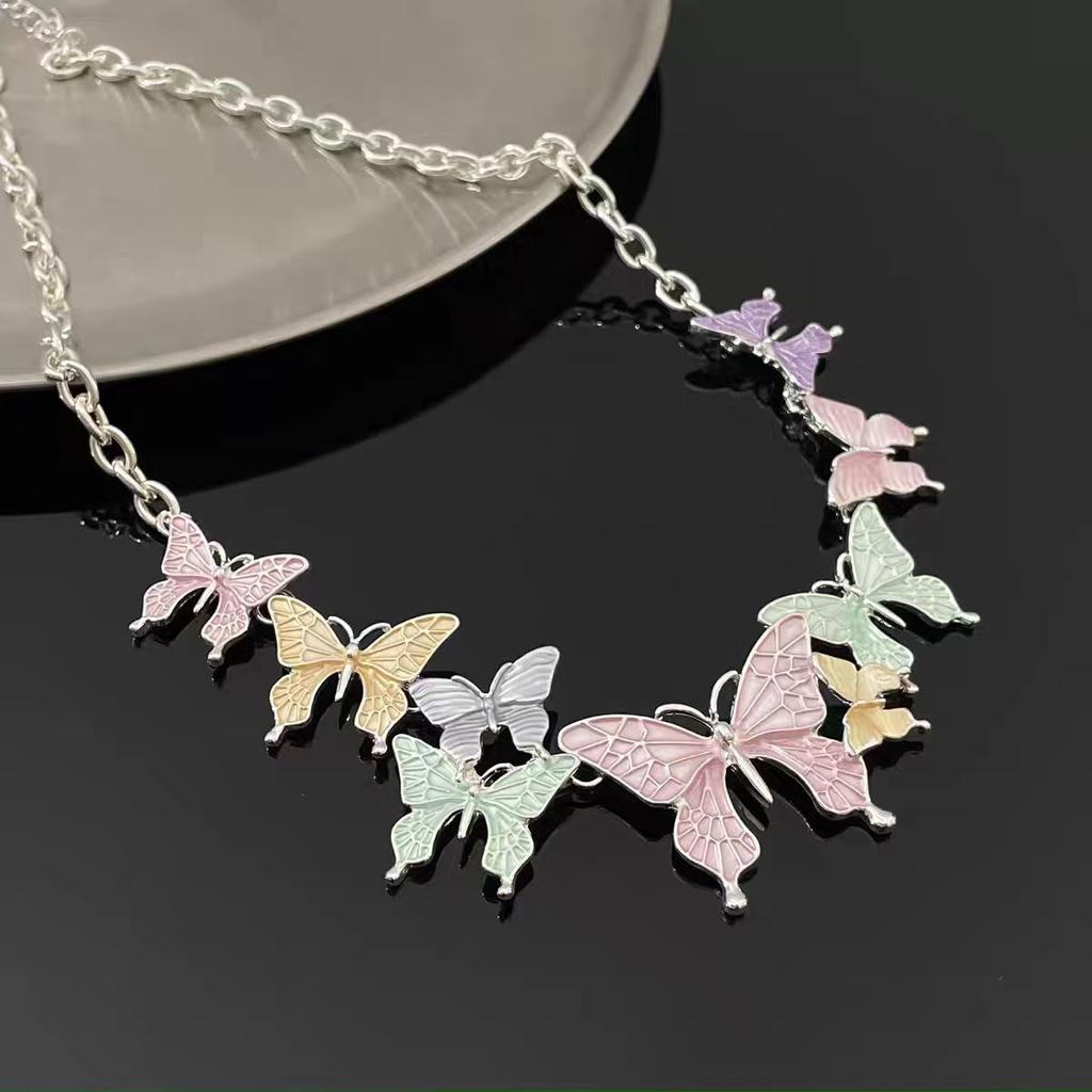 God of atmosphere! Super Immortal Summer Colored Butterfly Collarbone Chain Year Design Necklace Necklace