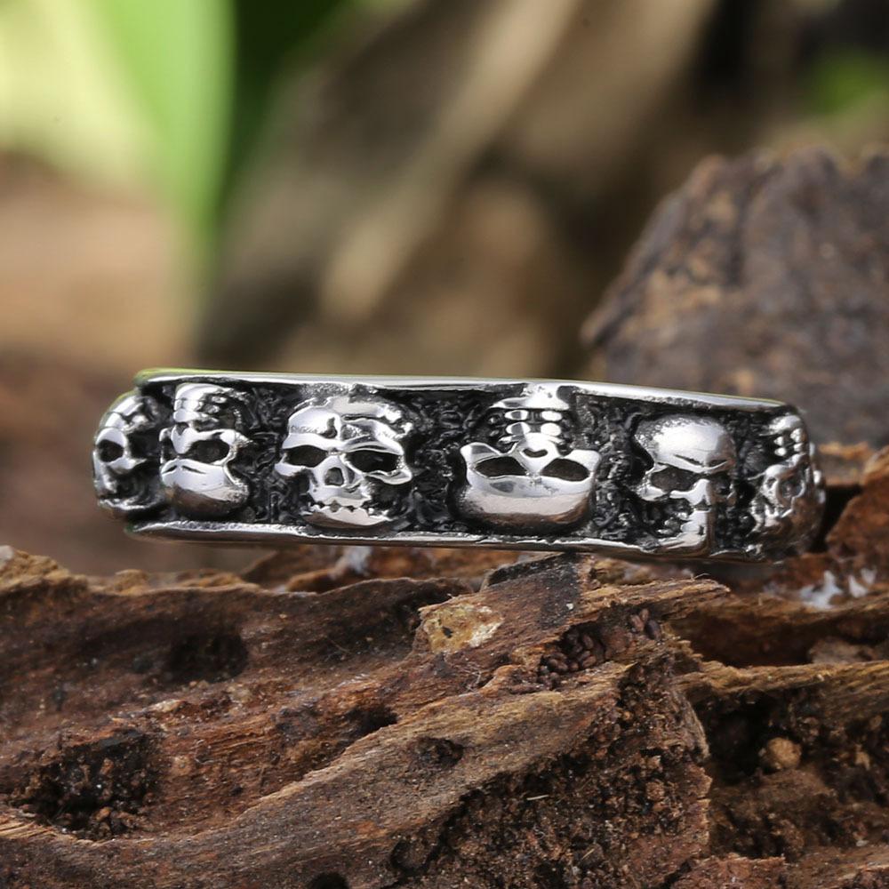 Retro Skull Cross Titanium Steel Ring Men Punk Fashion Gothic Hip Hop Rock Style Finger Ring Vintage Daily Jewelry Gift Accessories