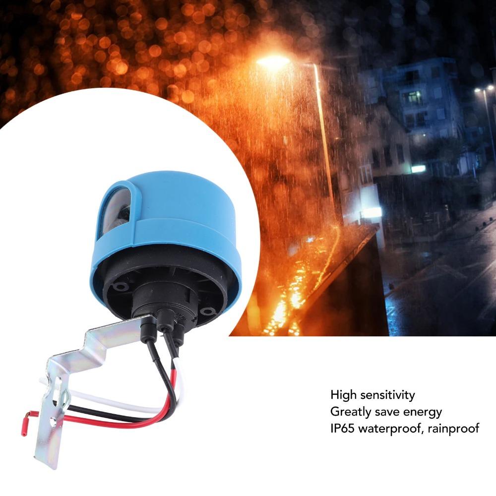 Waterproof Photocell Sensor High Sensitivity Automatic Induction Dusk to Dawn Sensor Easy to Install Twist Lock