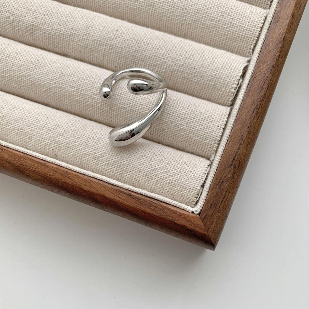 Geometrischer Metall-Antennen-Kreuzring: Vielseitiger, stilvoller Ring mit offenen Fingern für Damen