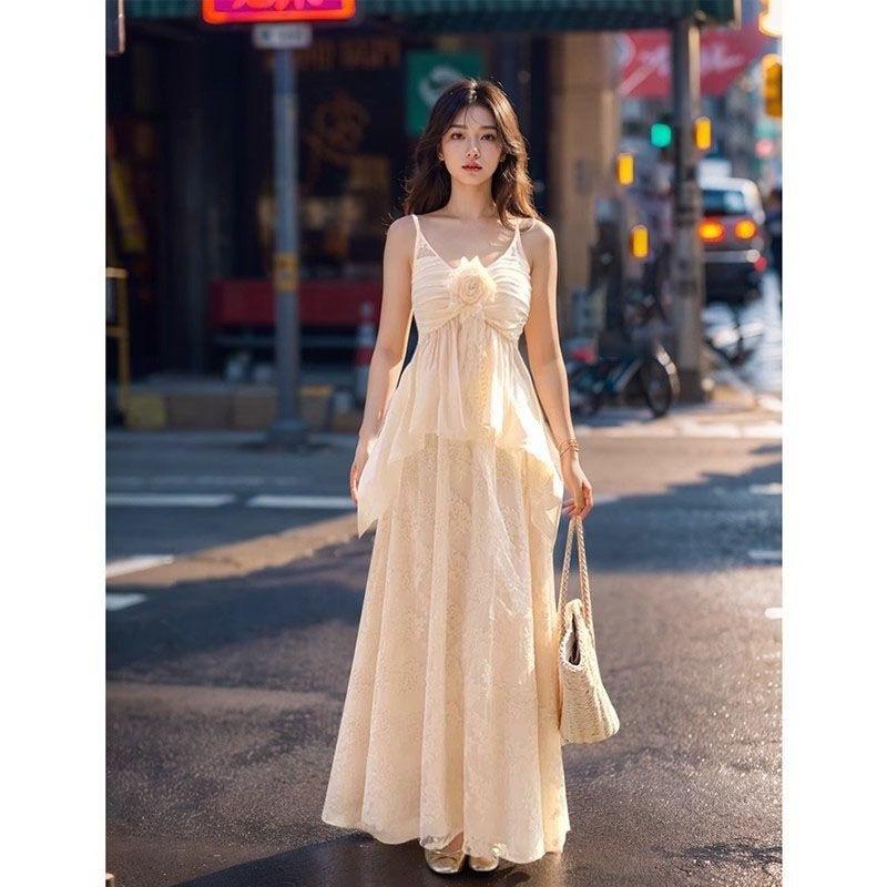 Mist White Tea, Summer New French Gentle Lace Splicing Skirt + Sleeveless Top Sweet Two-piece Set