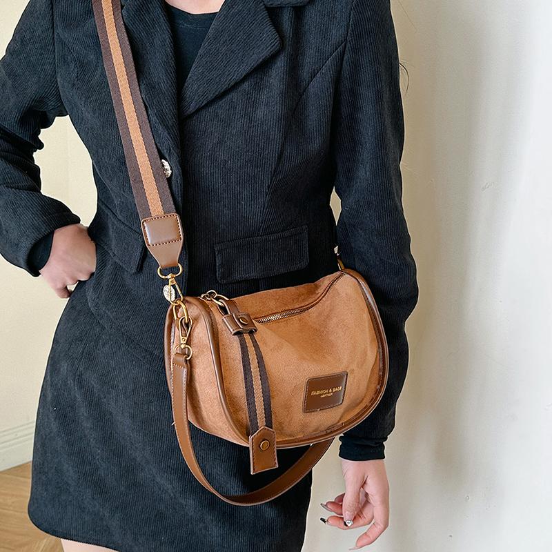 Women's Shoulder Bag Commuter Underarm Bag