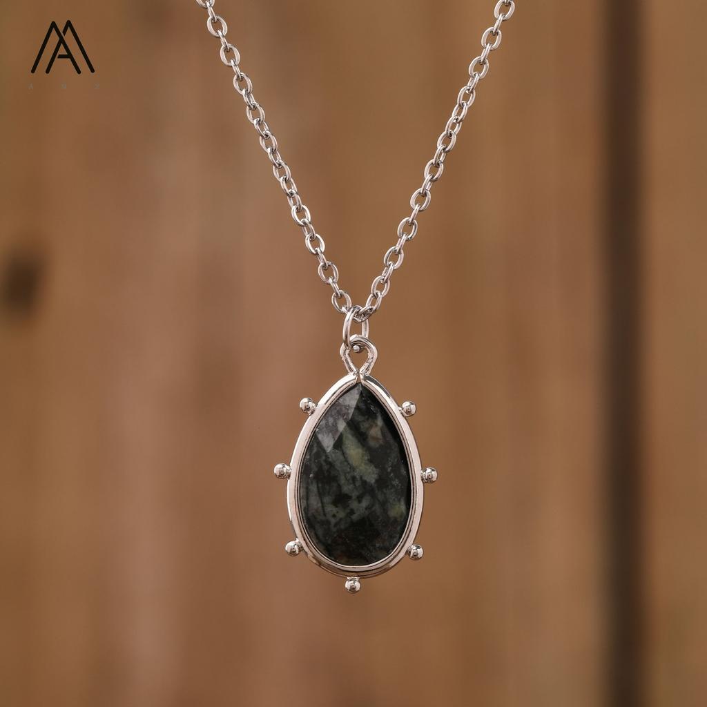 Boho Stil Silberkettchen Tropfenförmiger Kristall Edelstein Anhänger für Hochzeiten Partys Damenschmuck Chakra Design