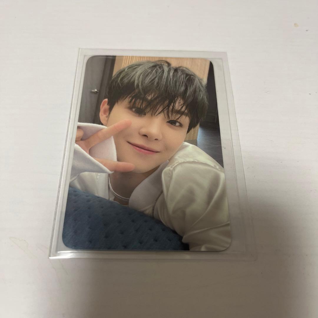 [Б/У] Фотокарточка Jihoon из TREASURE