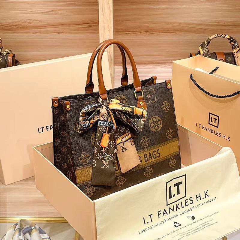 Женская кожаная Новинка Стойка Настоящая женская сумка-тоут Ручная сумка Большая сумка для документов Большой вместимости Премиальная большая сумка