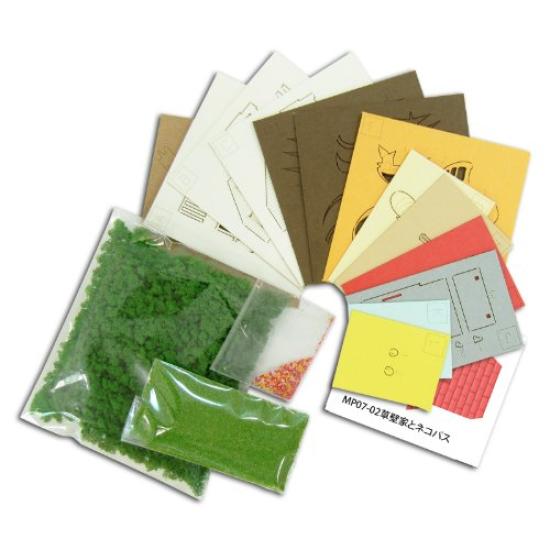 Sankei Studio Ghibli Mini Mein Nachbar Totoro Familie Kusakabe und Katzenbus Papierbastelbogen ohne Maßstab MP07-02