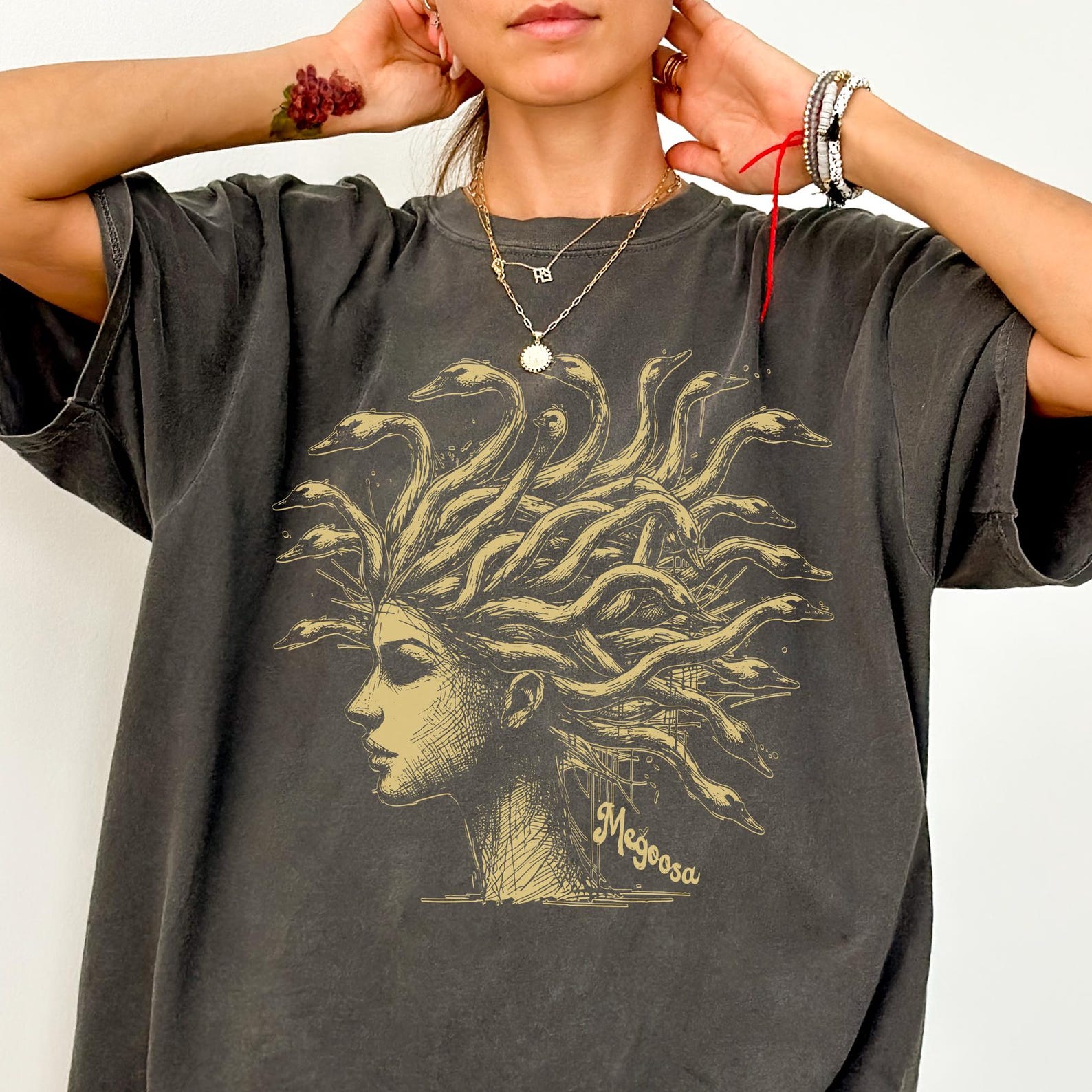 Comfort Colors® Goose Medusa Shirt -Retro Funny Goose Shirt,Vintage Goose Tshirt,Goose Meme Shirt,Funny Medusa Shirt,Medusa Tshirt L