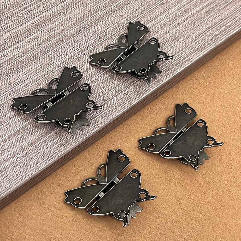 Antik grön brons fjärilslås för trälådor och kistor