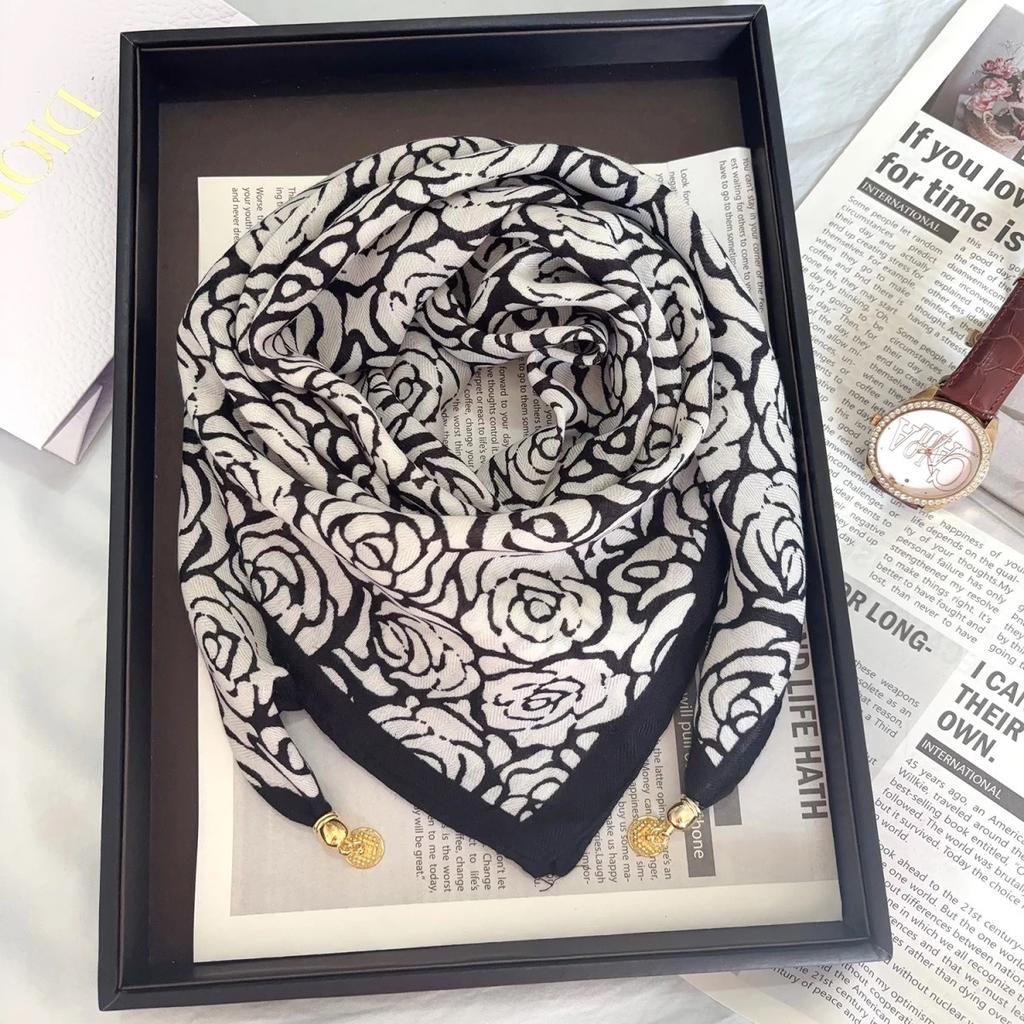 Silk Scarf with Magnetic Buckle - Square, Fashionable Winter Accessory for Women