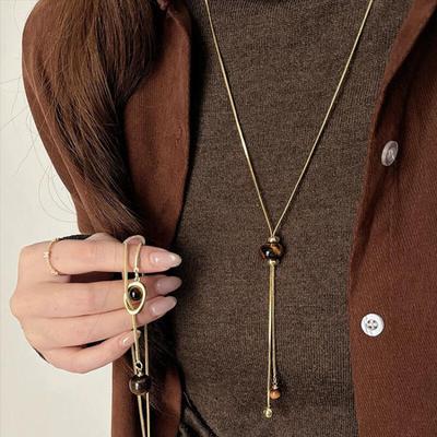 Vintage Maillard Brown Stone Pendant Necklaces for Women Girls Trendy Casual Pulling Rope Necklaces Daily Commute Jewelry Gifts