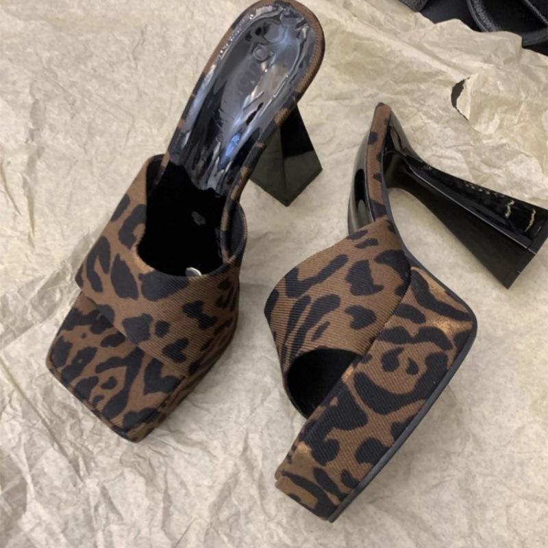 Beauty Is Crying~! Waterproof Table Super High-heeled Roman Shoes for Women's New Sexy Heightened Thick-soled Thick-heeled Open-toed Cool Slippers