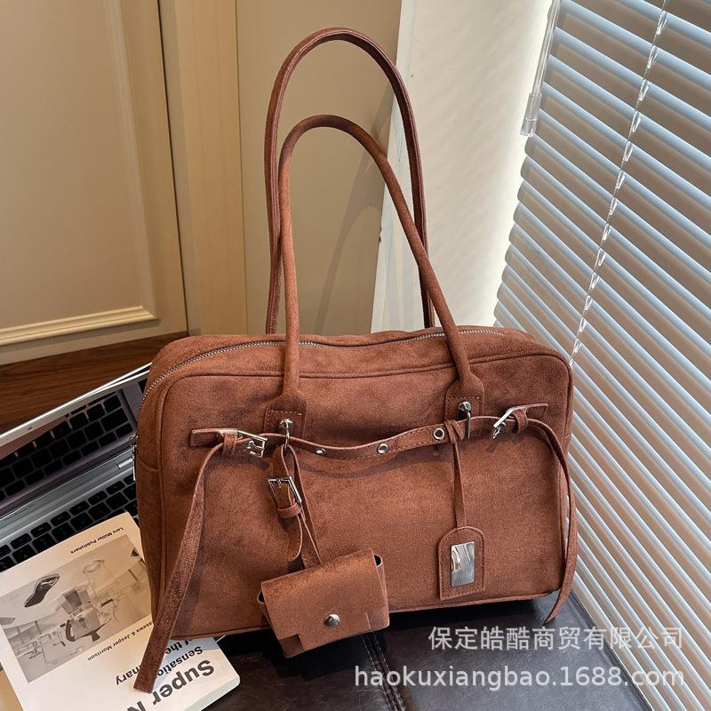 Underarm Bag Light Luxury Niche High-end Women's Bag 2025 New Trendy Retro Shoulder Bag Large Capacity Commuter Bag