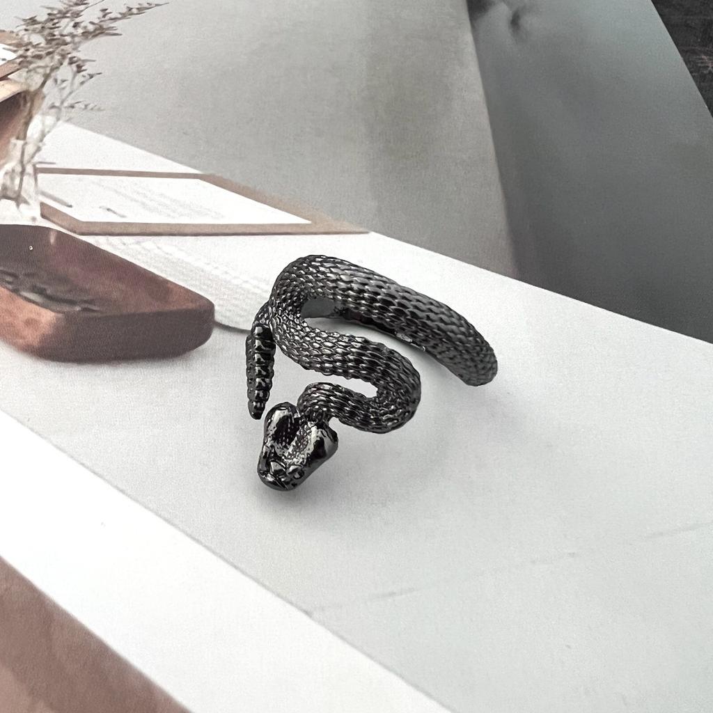 [Rattlesnake] Rings for Men and Women, High-end, Simple and Fashionable Rings