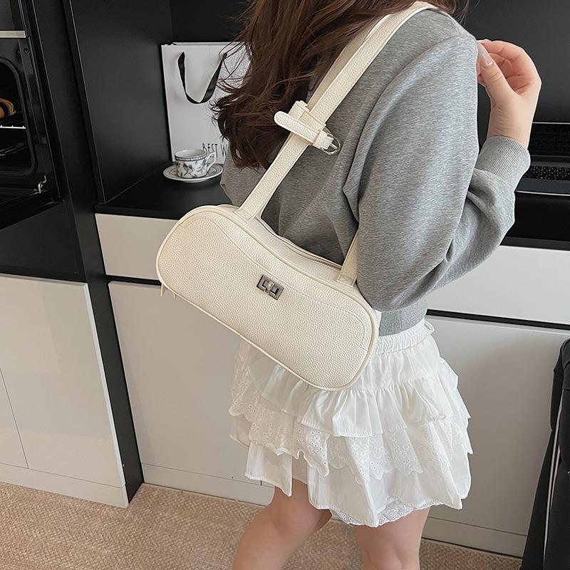 High-end small bag women's summer new versatile messenger bag fashion portable bowling bag