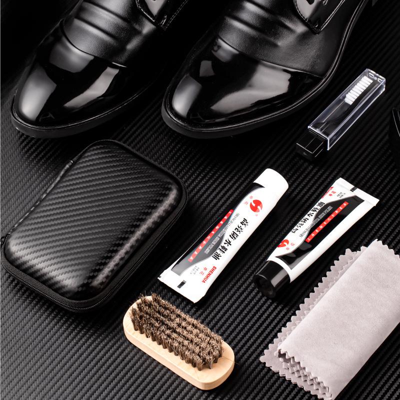 Carbon Fiber Pattern 6-Piece Leather Shoe Care Set: Horsehair Brushes, Polish, and Cloth