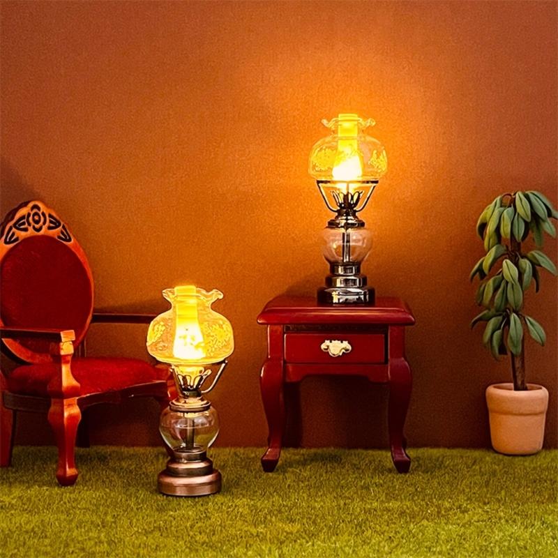 Kerosene Bedroom Table Lamp Miniature Furniture Model Doll Houses Accessory Realistic Lighting Toy Playset 1:12