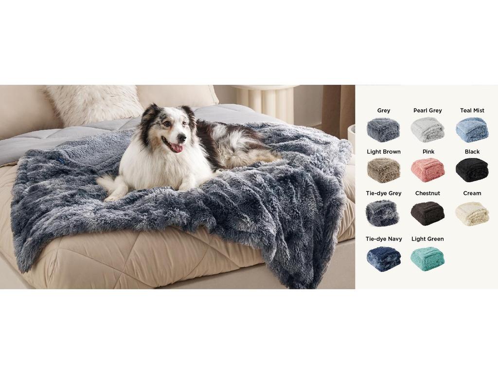 Plush Sherpa Waterproof Fleece Pet Blanket: Thickened Pad for Dogs & Cats
