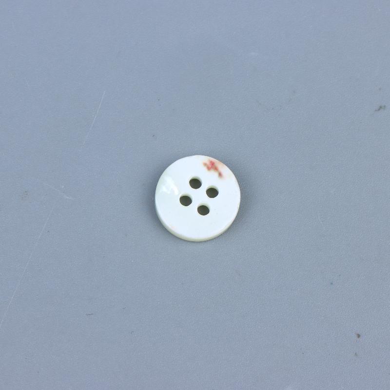 4 Holes Polished Freshwater River Shell Buttons Small Round Thin Edge Durable for Shirts Blouses Handmade Apparel Making