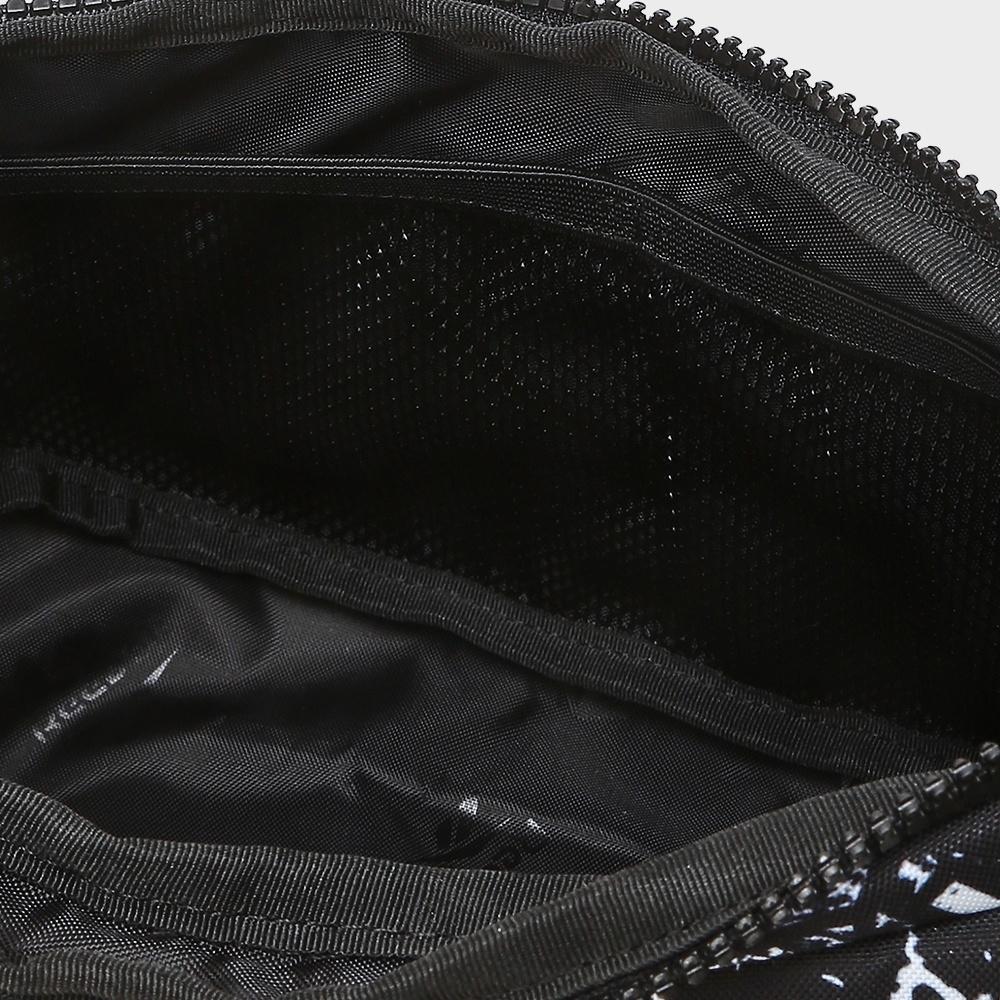 Reebok Vector Nylon Mini Hobo Bag Svart Hvit