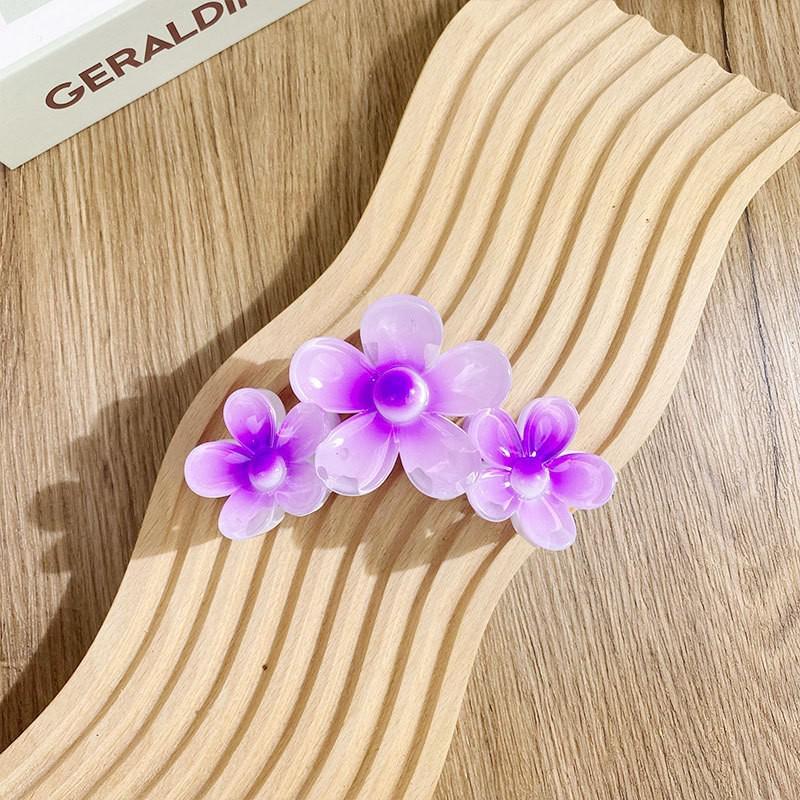 European/American Three Flowers Plumeria Claw Clip - Cute Large Hairpin for Women's Bun