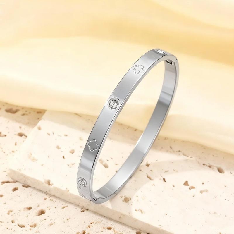 Light Luxury and Versatile Stackable Bracelets Four-leaf Clover Open Bracelet for Women