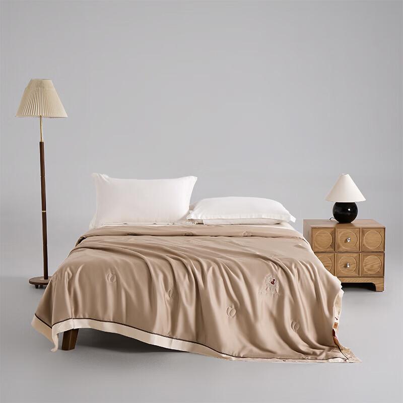 Muji Mulberry Silk Quilt