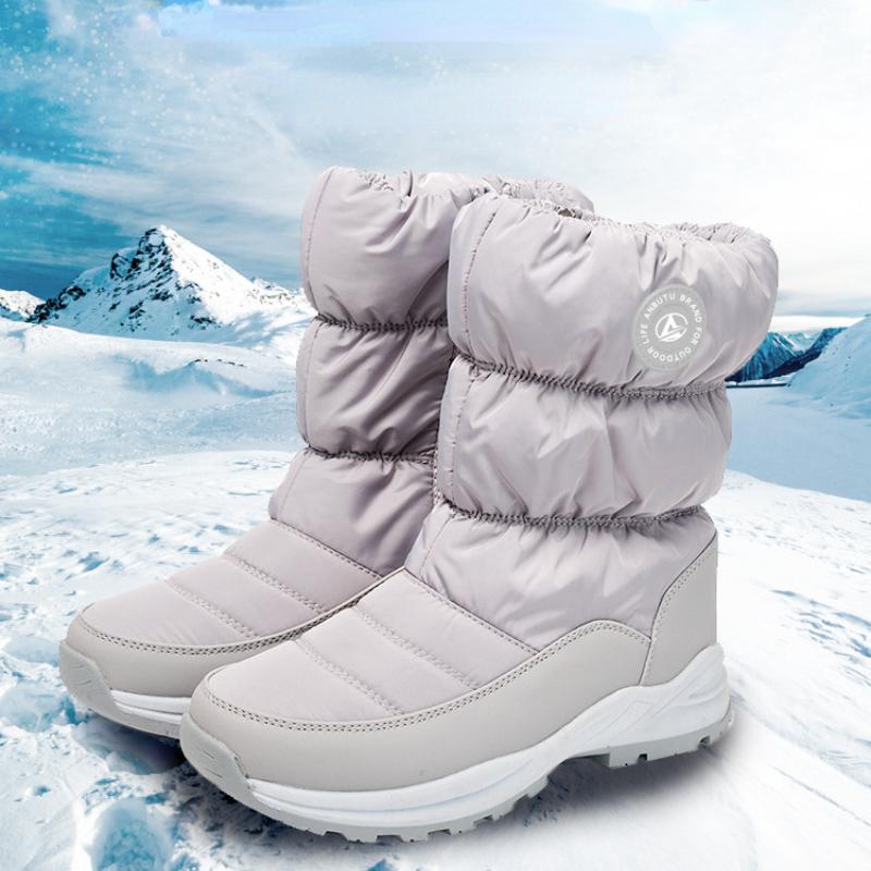 

Большой размер 46 хлопчатобумажные туфли Женские новые повседневные модные зонтичные ткани плюс бархат толстые теплые сапоги снежные сапоги хлопчатобумажные туфли