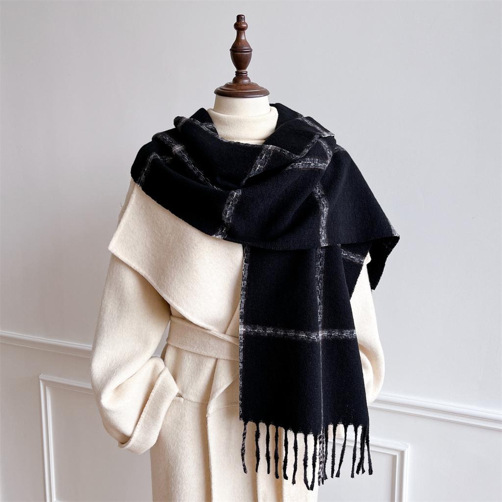 White Plaid Polyester Fringed Scarf Female Autumn And Winter Couple Warm Versatile Skin-Friendly Atmosphere Scarf