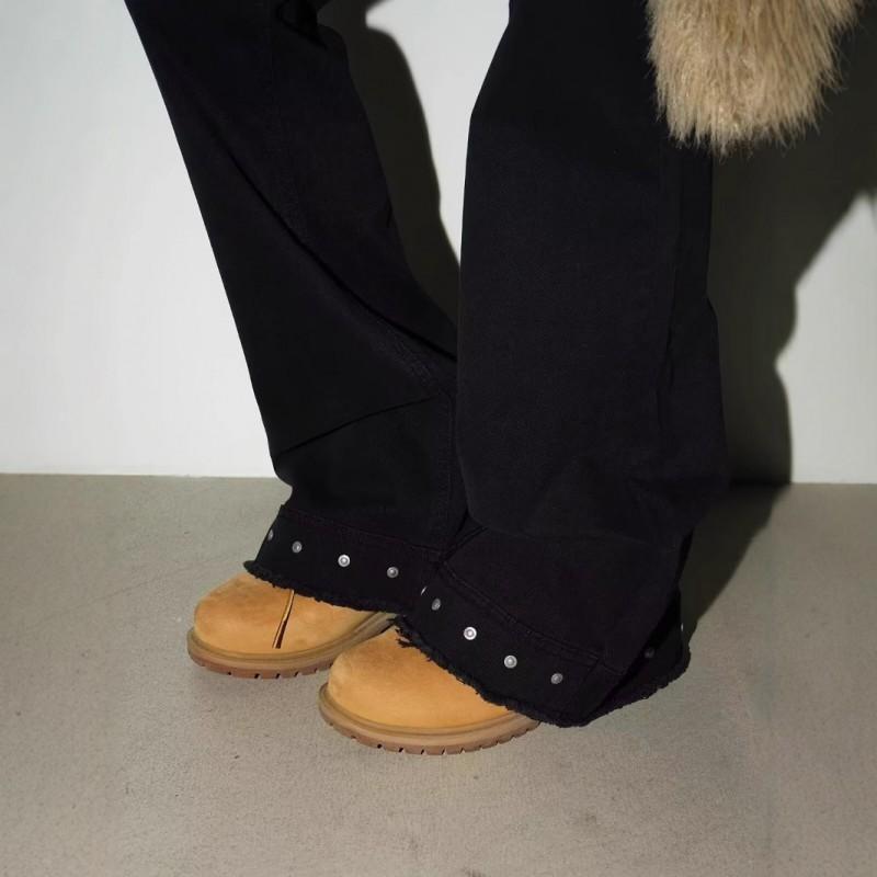 Jeans Denim da Uomo a Vita Alta Gamba Dritta che si Allarga con Borchie Metalliche Orlo Usurato Streetwear