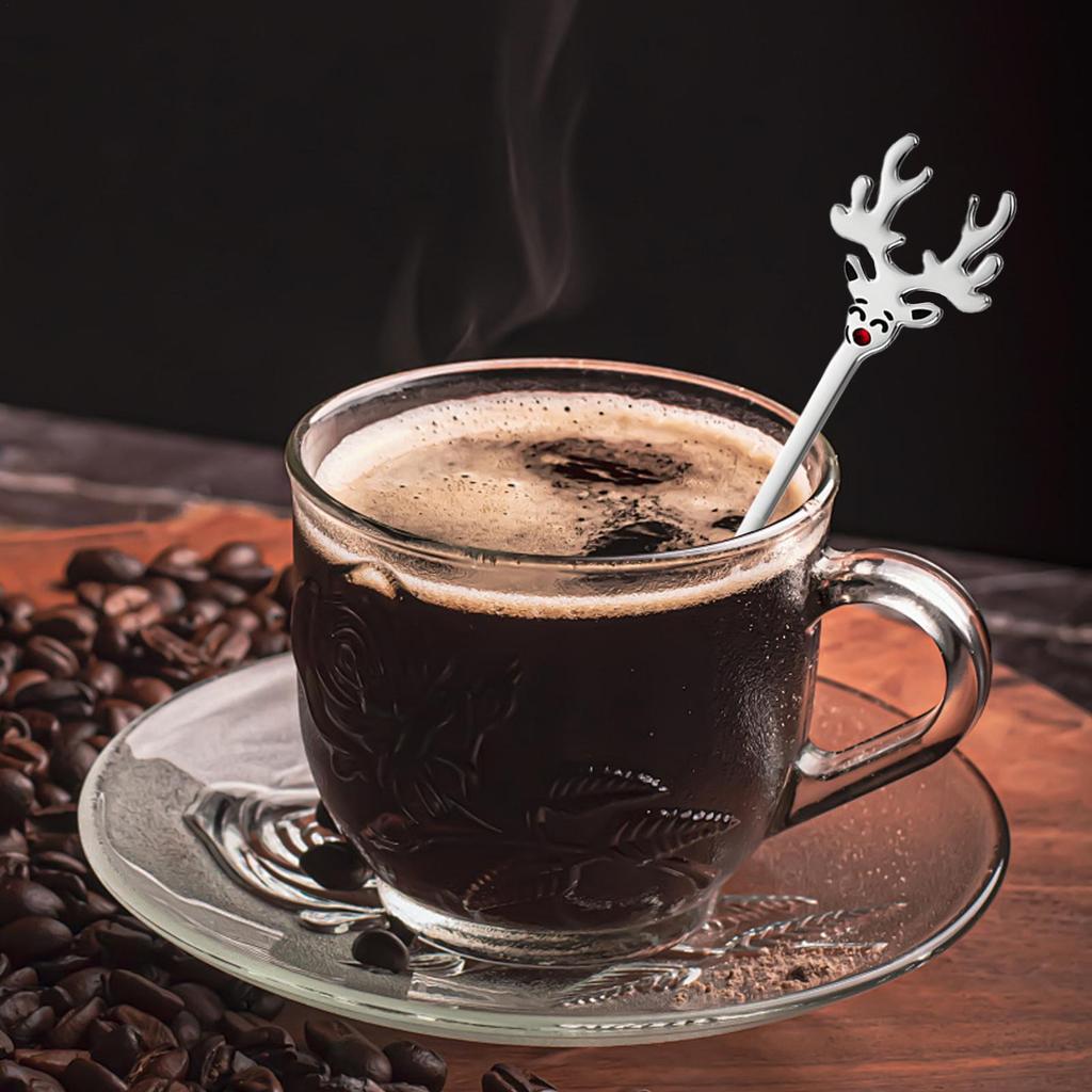 Renne de Noël Cuillère à Café en Acier Inoxydable 304 Cuillères à Mélanger Dessert Thé Belle Vaisselle de Café Accessoires Bar Cuisine Cadeau de Fête