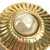 CHANEL vintage Faux pearl Accessory Jewelry Earrings Metal Gold