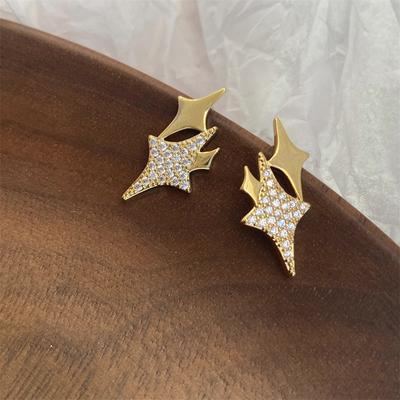 High-end Sense of Stars and Gentle Style Splicing Design Sense of Versatile Commuter Earrings Four-ray Star