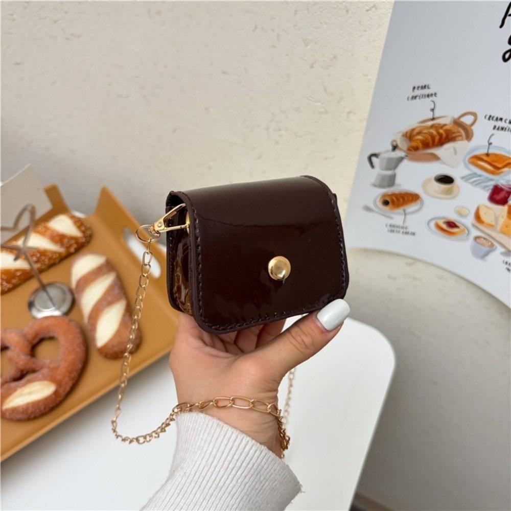 1PC Mini Saddle Crossbody Bag Chain Strap Crossbody Design Tiny Coin Purse Shoulder Strap Compact Shape Mini Saddle Bag