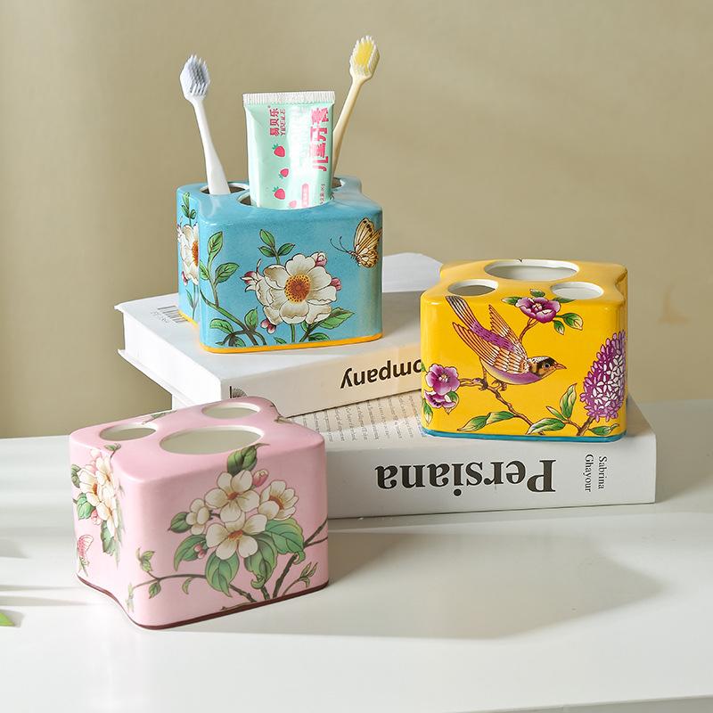 Creative Painted Floral Bird Ceramic Toothbrush Holder Artistic Three-hole Couple Toothbrush Holder Bathroom Toothpaste Storage