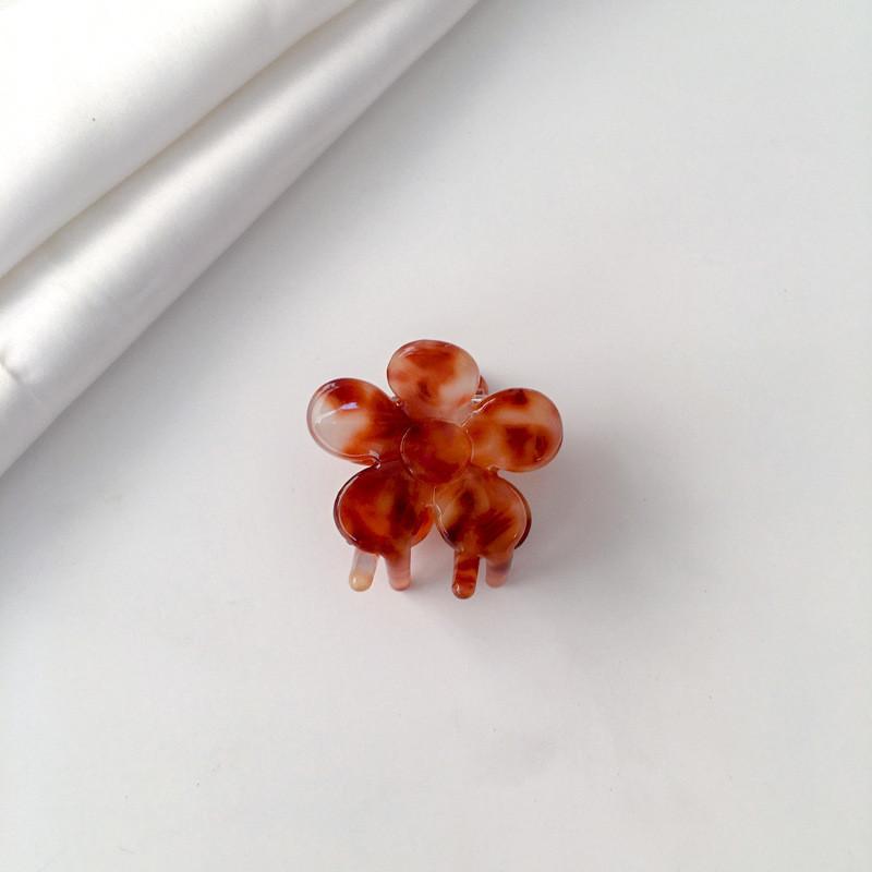 

Mini Flower Hair Claw Clip Vibrant Red Acrylic Handmade Sweet Fresh Style Accessory